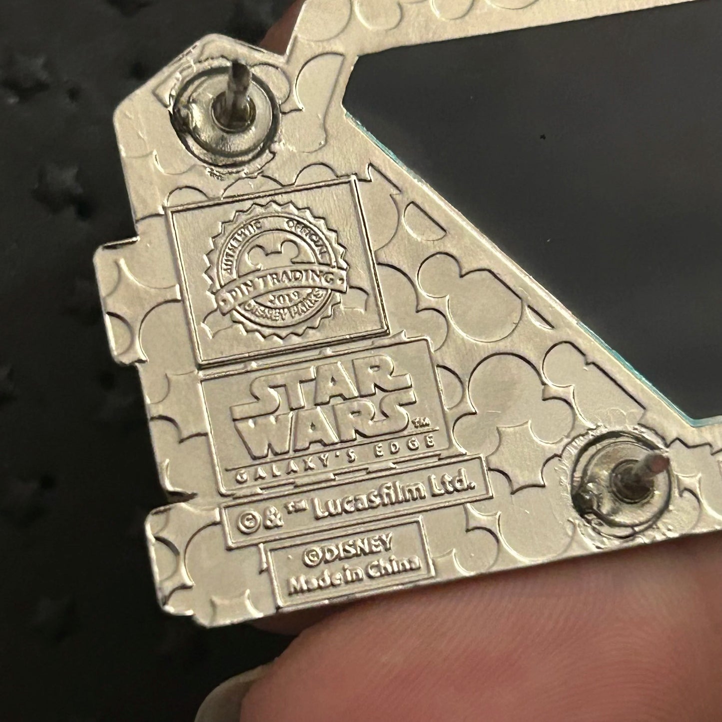 2019 - AT-AT - Pilot - Black Spire Outpost - Star Wars - Disney Pin