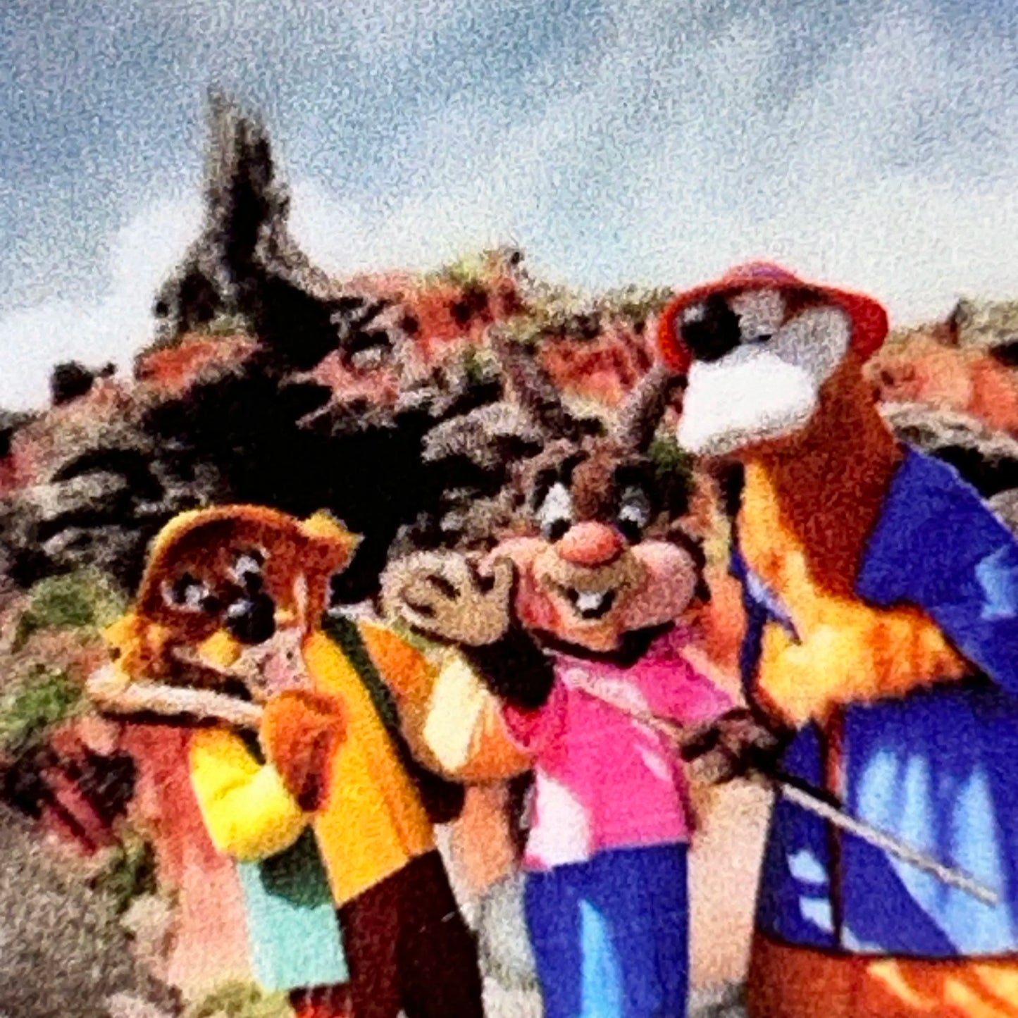 Splash Mountain Round Disney Pin