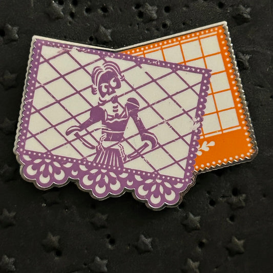 2022 - Mamá Imelda Rivera - Coco - Mystery Series - Disney Pin