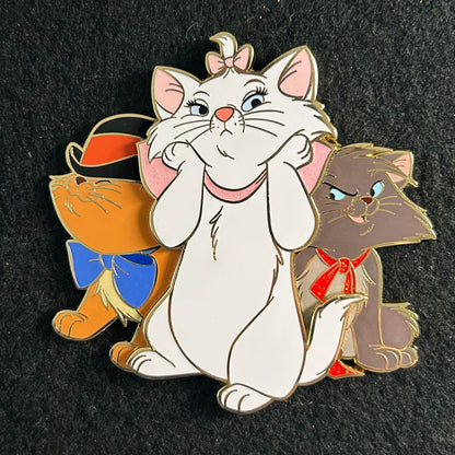 Pink a la Mode - MII - Marie, Berlioz, & Toulouse - LE 300 - Disney Pin