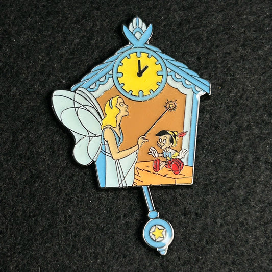 Loungefly - Blue Fairy and Pinocchio - Swinging Clock - Mystery Pin