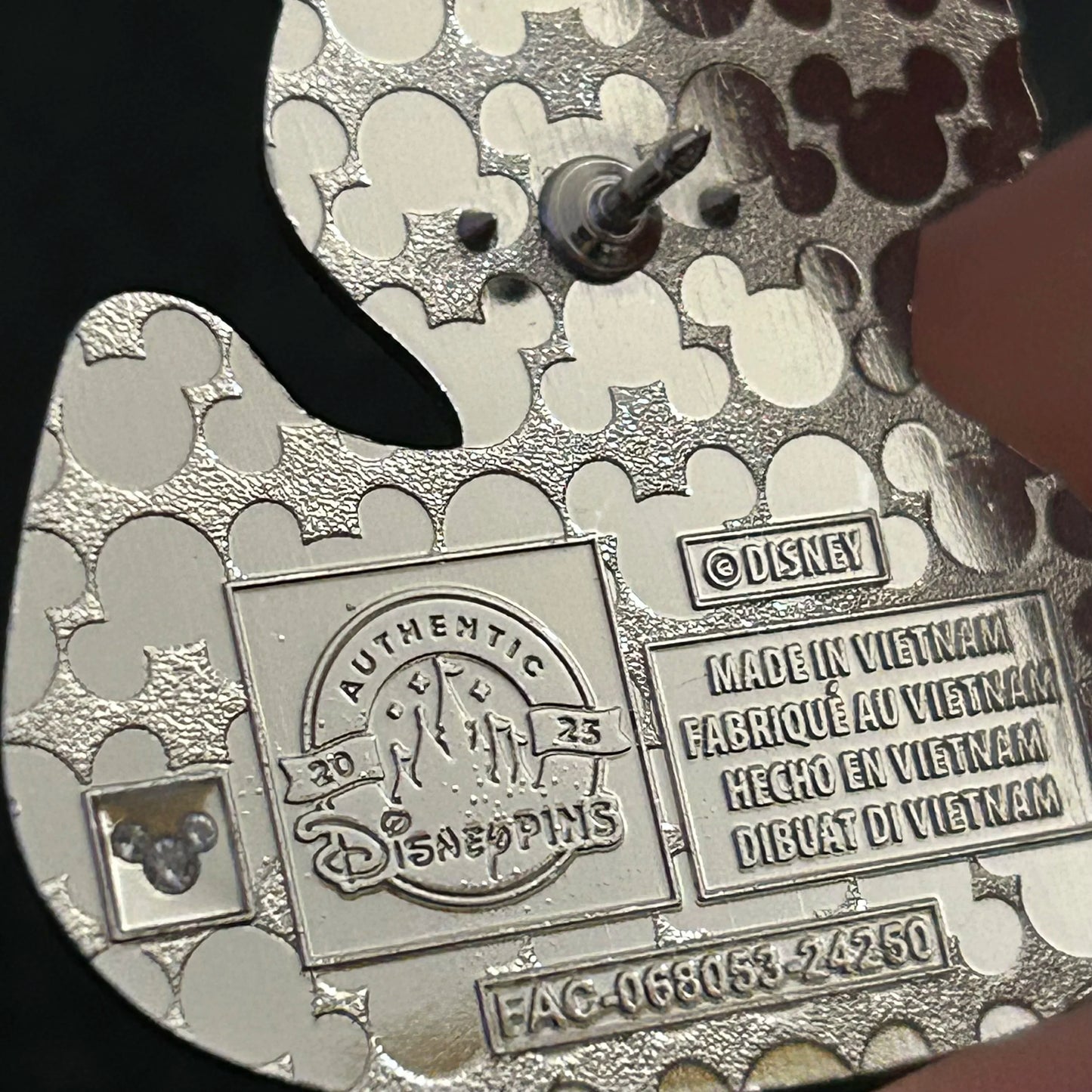 2025 - Daisy Duck - Rubber Duck - Mystery Pin