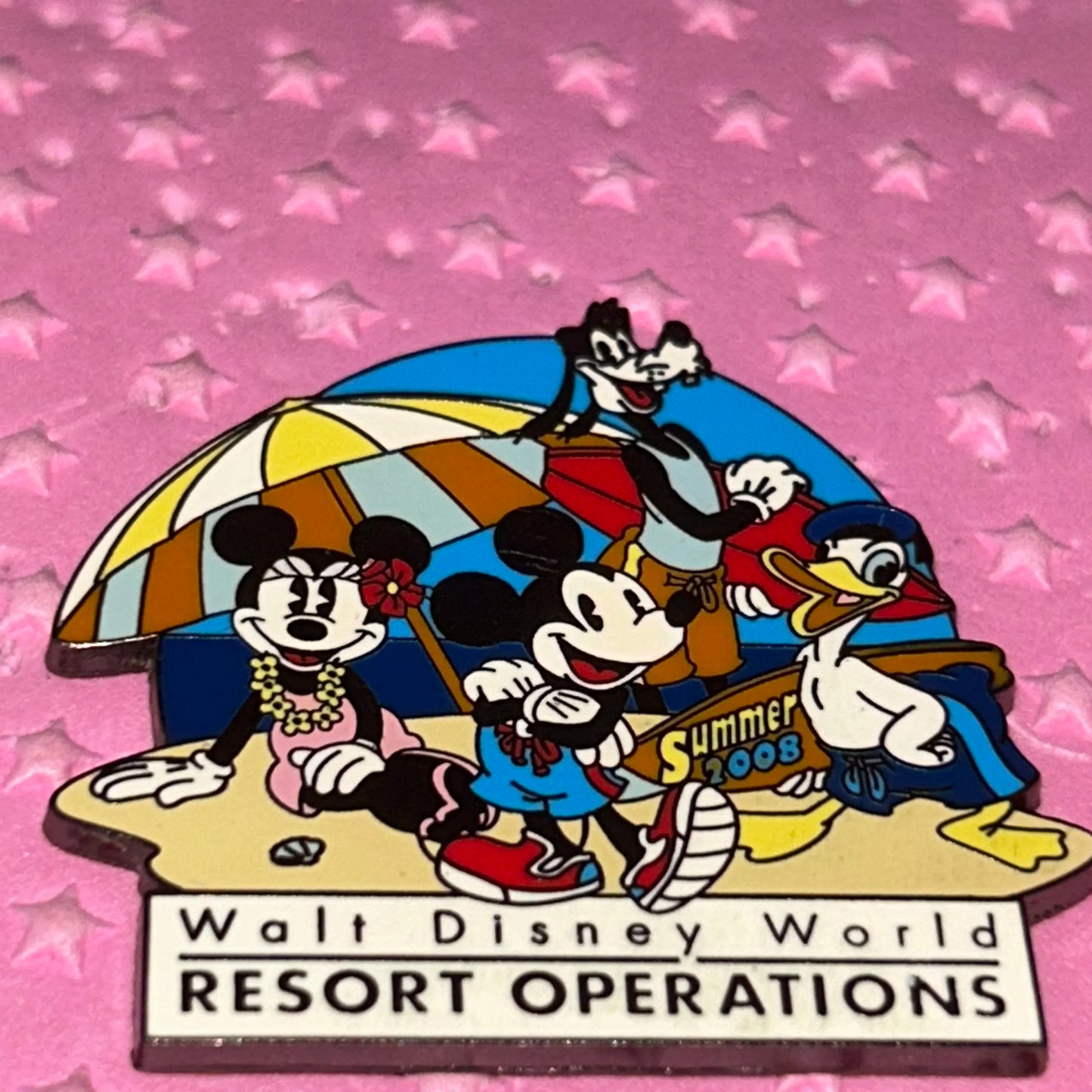 2008 cast exclusive resort operations pin