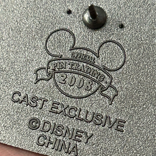 2008 cast exclusive resort operations pin