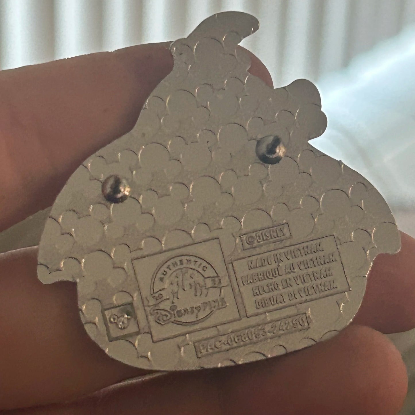 FULL SET - 2025 - Rubber Duck Mystery Series - 16 Disney Pins