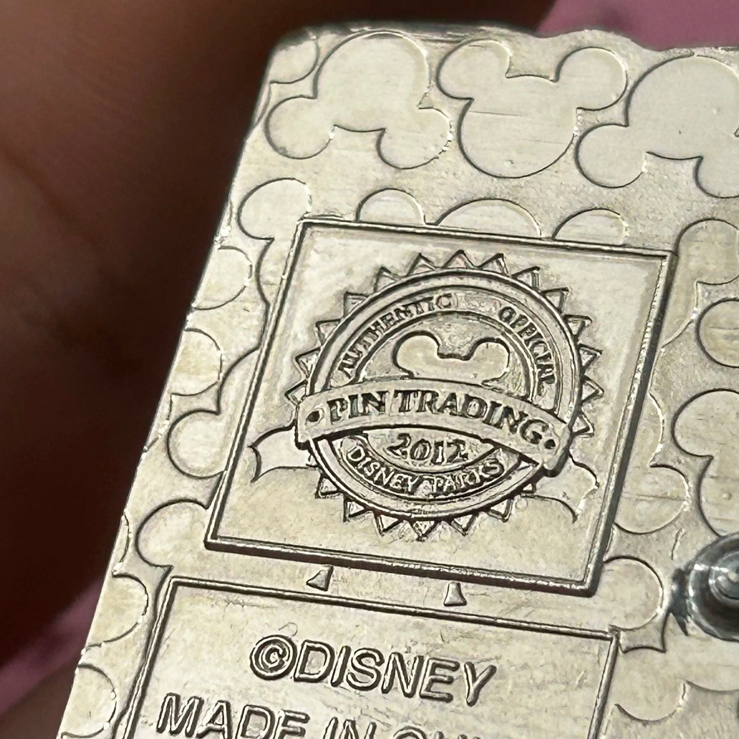 2012 Mickey and Minnie Disney adventures pin