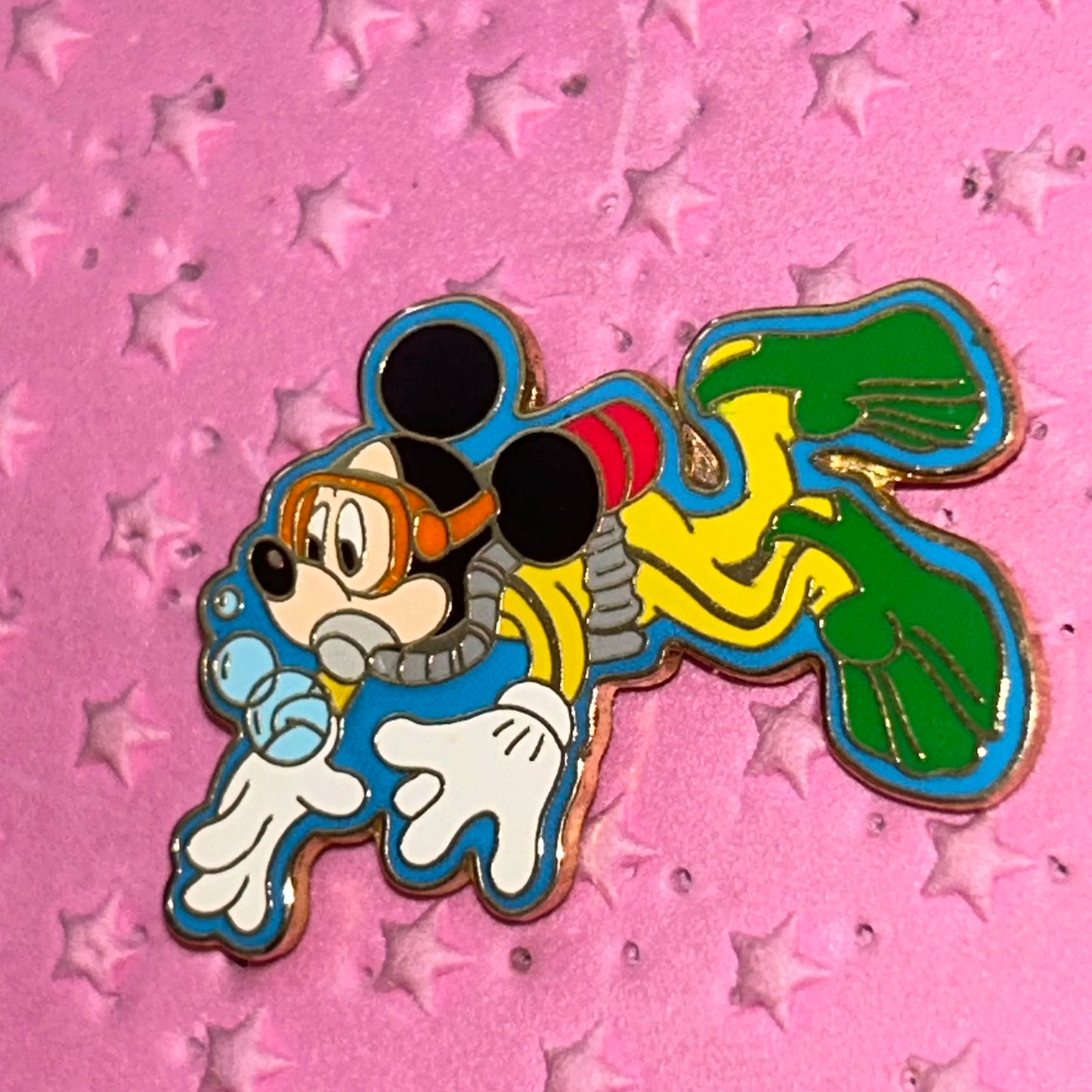 Vintage Mickey Mouse scuba diver pin
