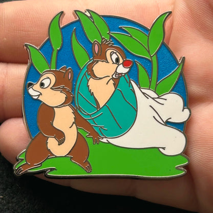 2025 - Chip and Dale - In Sock - In Grass - Disney Pin