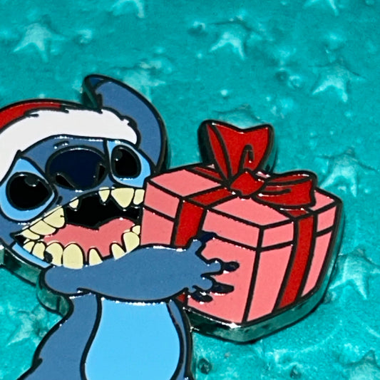 2024 Hidden Disney Stitch Christmas Chaser