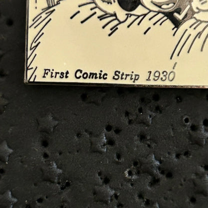 2001 - Mickey Mouse - How To Fly - First Comic Strip 1930 - Millennium - Disney Pin