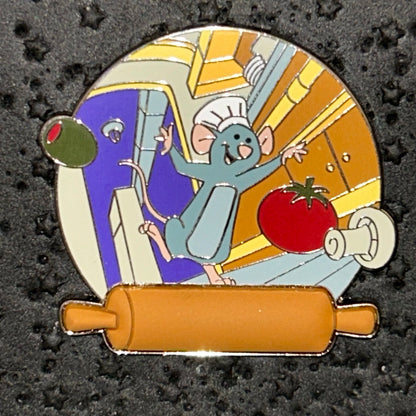 2024 - Remy - In Kitchen - Ratatouille - Multi Texture - Rolling Pin - Disney Pin