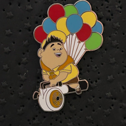 2024 - Russel - Riding Leaf Blower With Balloons - Up - Disney Pin