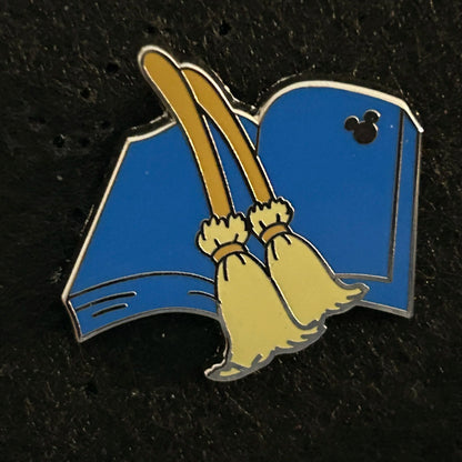 2020 - Broomsticks - Fantasia - Hidden Disney Series - Chaser - Disney Pin