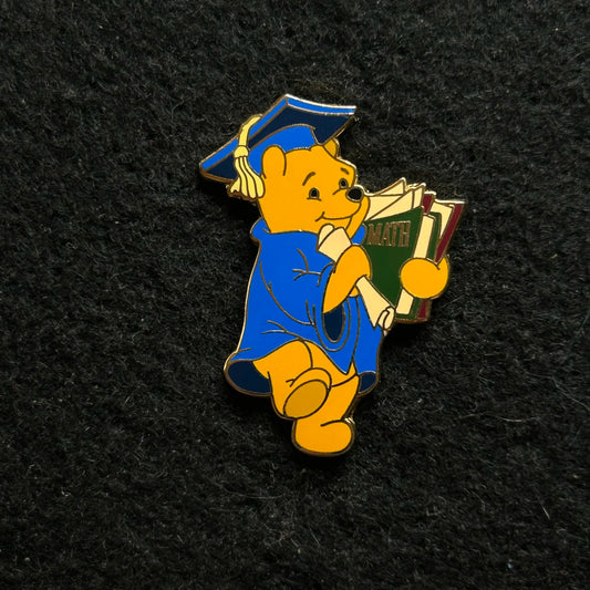 2000 - Winnie the Pooh - Graduate - Math Books in Hand - LE 20,000 - Disney Pin