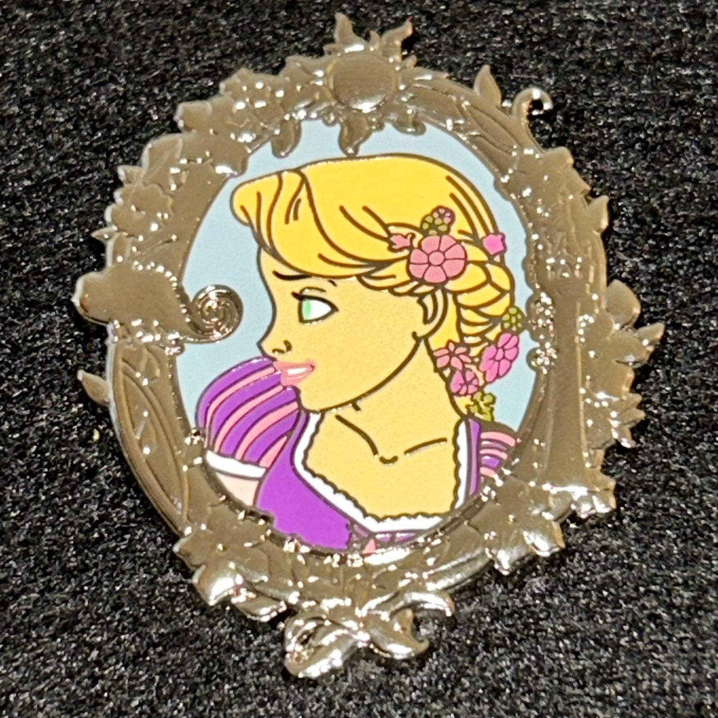 2024 - Rapunzel - Tangled - Side Profile - Portrait - Princess Series - Disney Pin