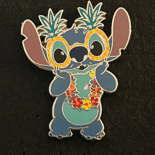2022 - Stitch wearing Pineapple Glasses and Lei - Disney Pin