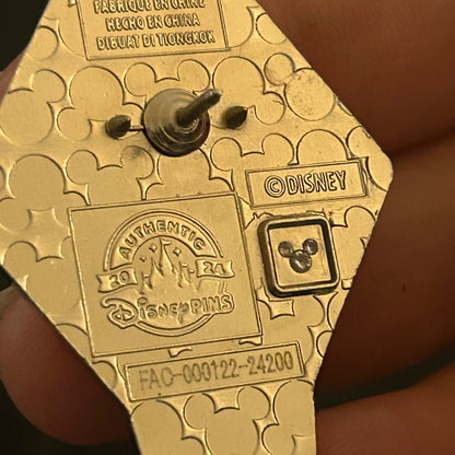 2024 - Alice - Alice in Wonderland - Lantern Mystery Pin
