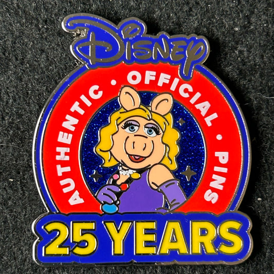 2025 - Ms Piggy - Muppets - 25 Years Of Pin Trading - LR - Logo - Disney Pin