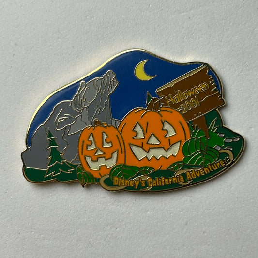 2001 - Pumpkins at Disney California Adventure Park -  LE 1,800