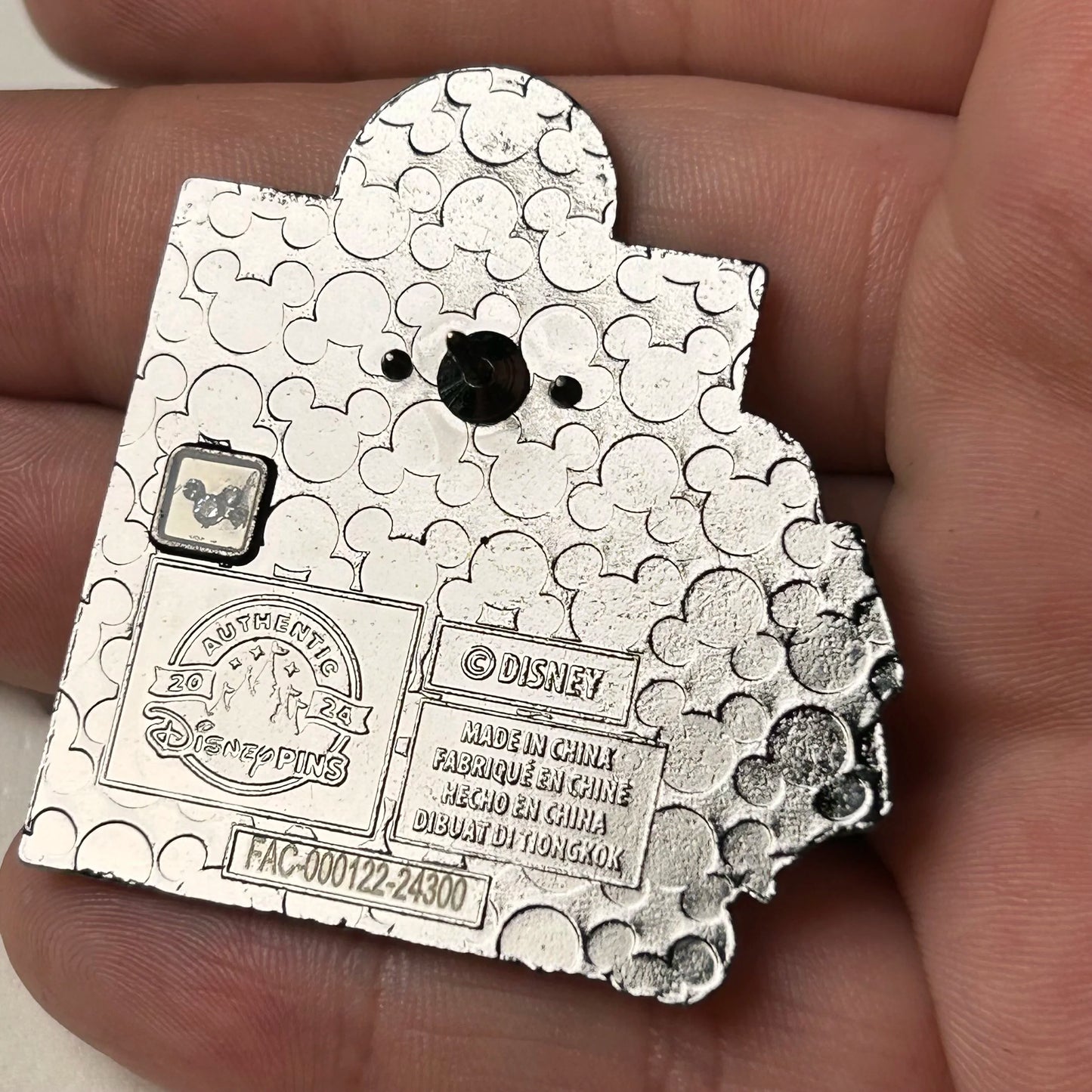 2024 - Donald Duck Bellhop - Tower Of Terror - Out Of Order - Disney Pin