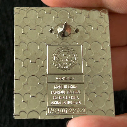 2022 - Goofy - With Castle - Disney Pin