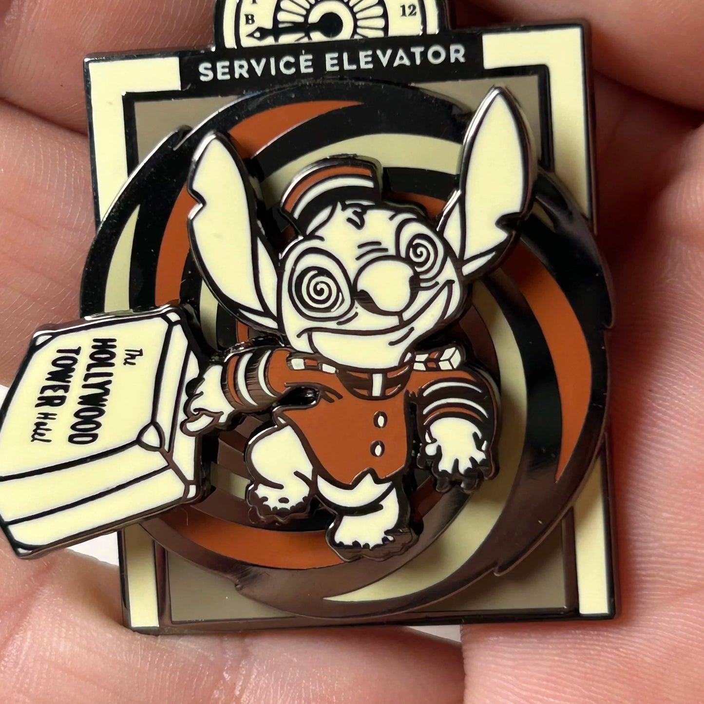 2024 - Stitch Bellhop - Tower Of Terror - Disney Pin