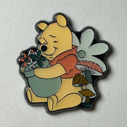 Loungefly - Winnie the Pooh - With Flowers and Mushrooms - Disney Pin