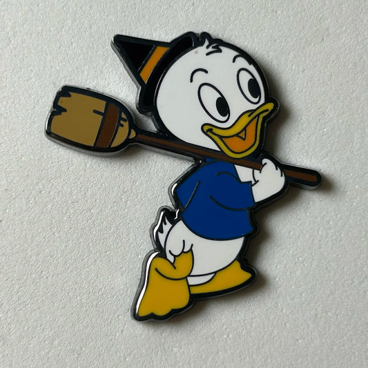 Loungefly - Dewey on a Broom - Halloween - Mystery Series - Disney Pin