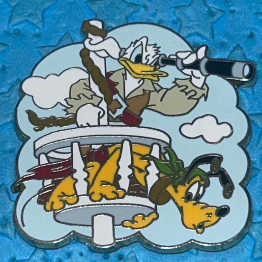 2011 - Pirates of Caribbean - Donald and Pluto - Disney Pin