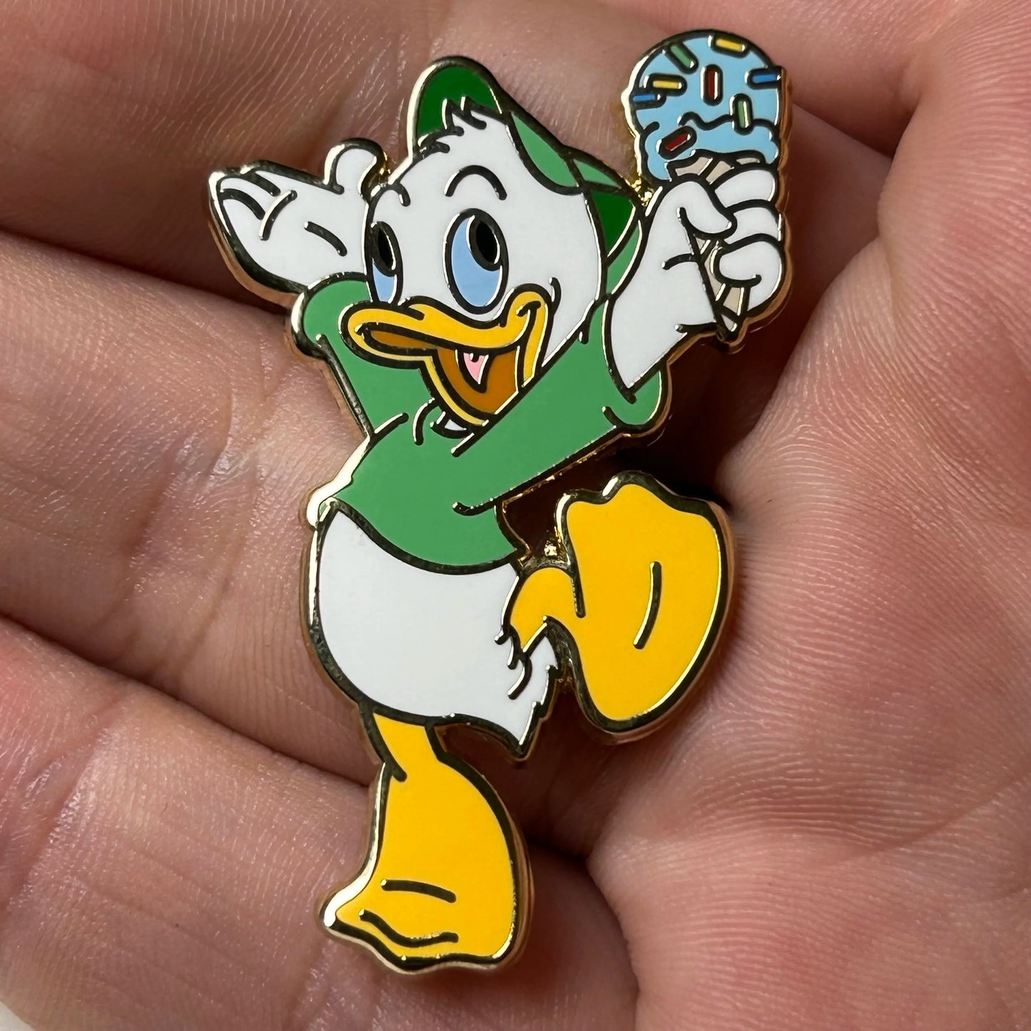 DSSH - Louie with Ice Cream Cone - LE 300 - Disney Pin