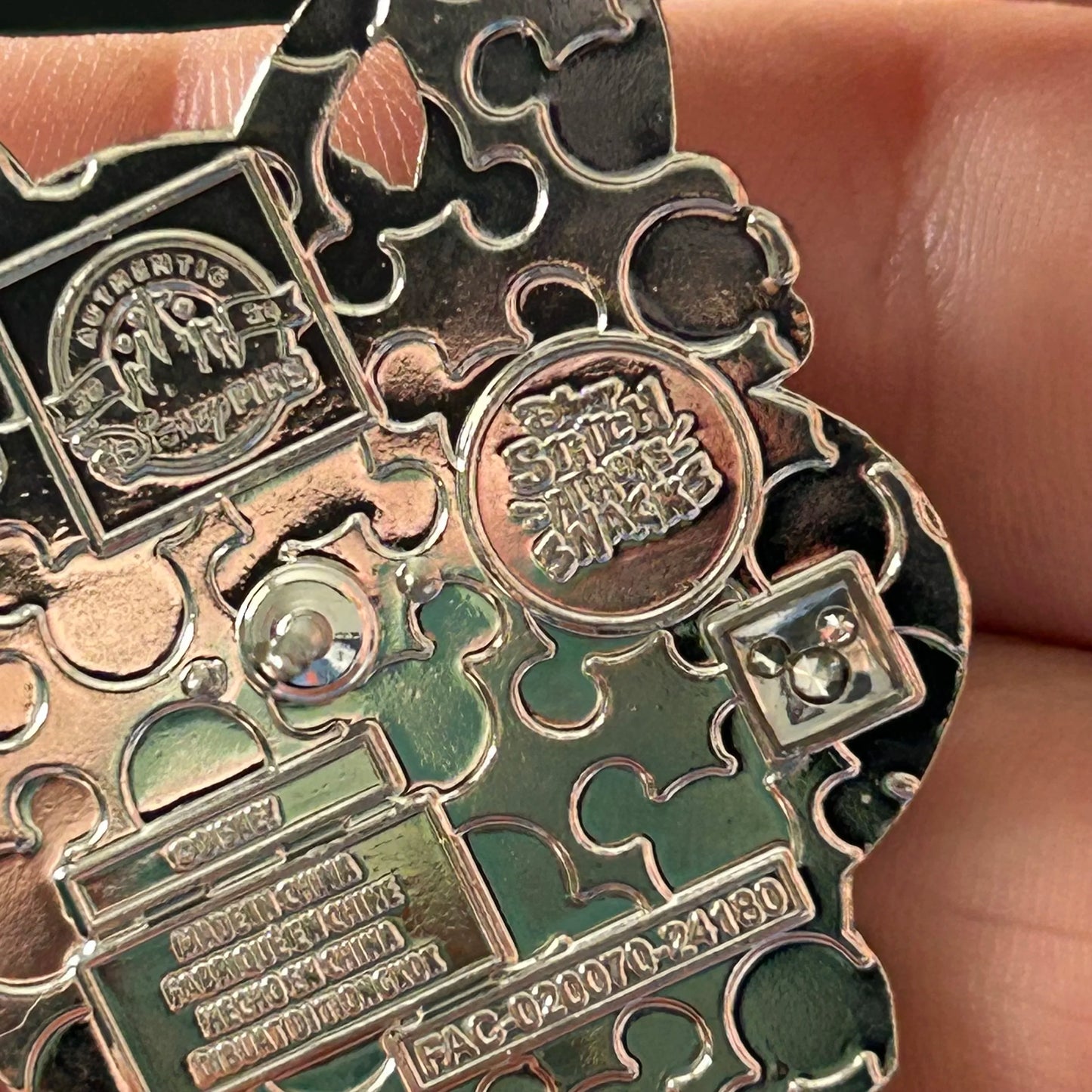 2024 - Angel - Donut - Lilo and Stitch - Snack Attack - Mystery Pin