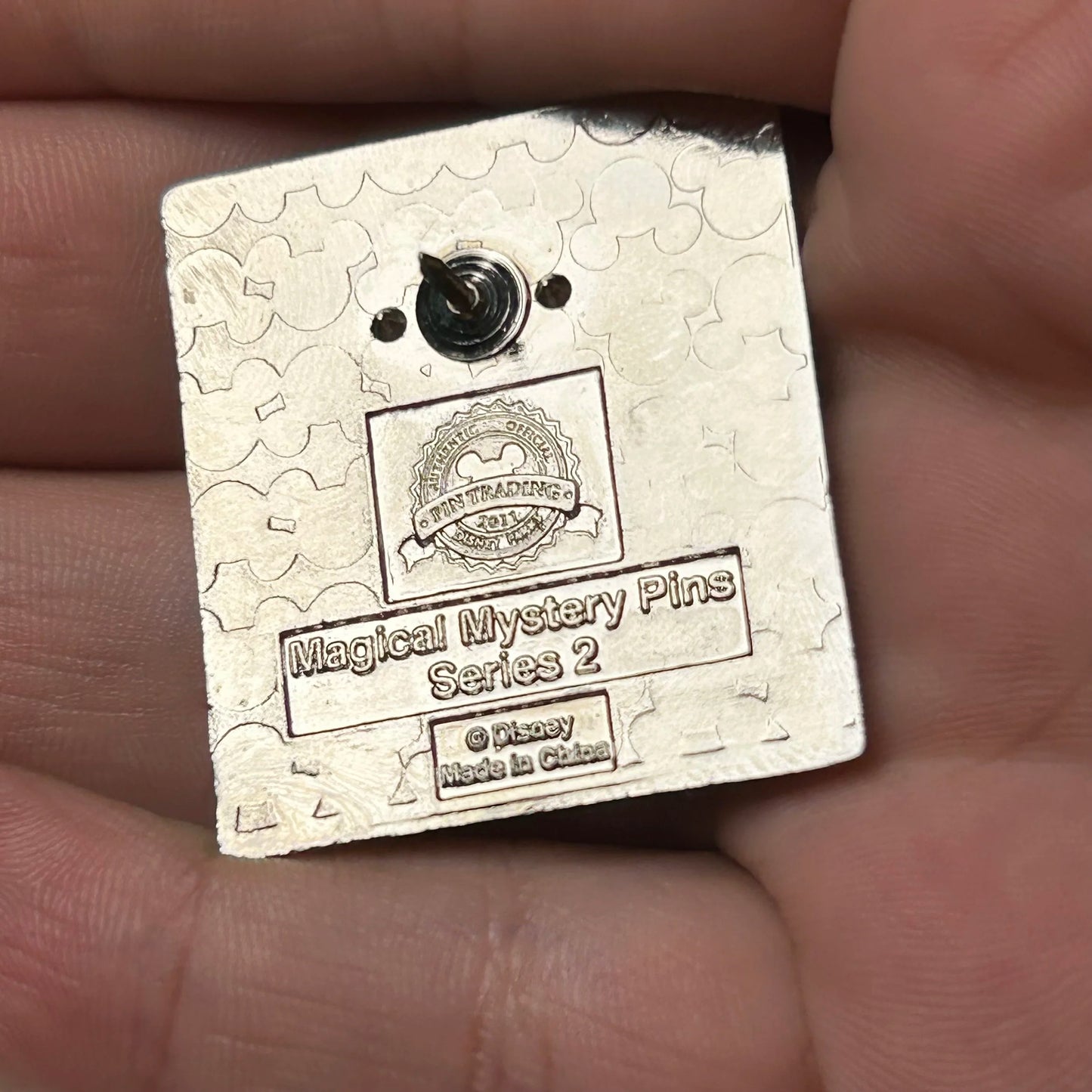 2011 - Mickey Mouse - Red Square - Mystery Series - Disney Pin