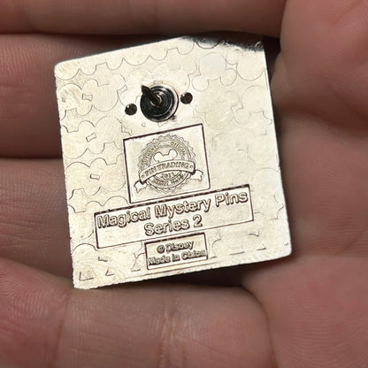 2011 - Mickey Mouse - Red Square - Mystery Series - Disney Pin