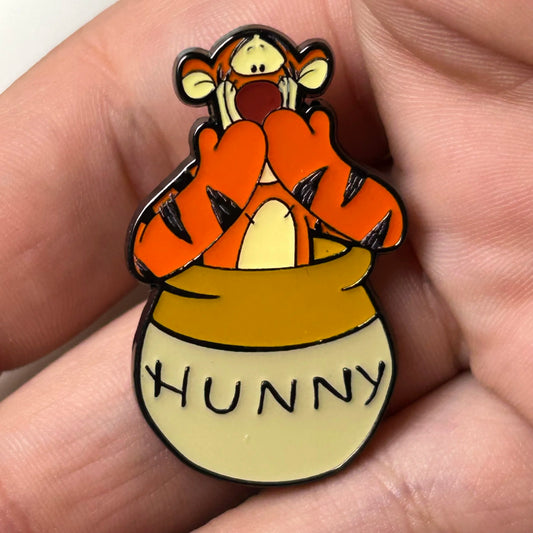 Loungefly - Tigger - In Hunny Pot - Disney Pin