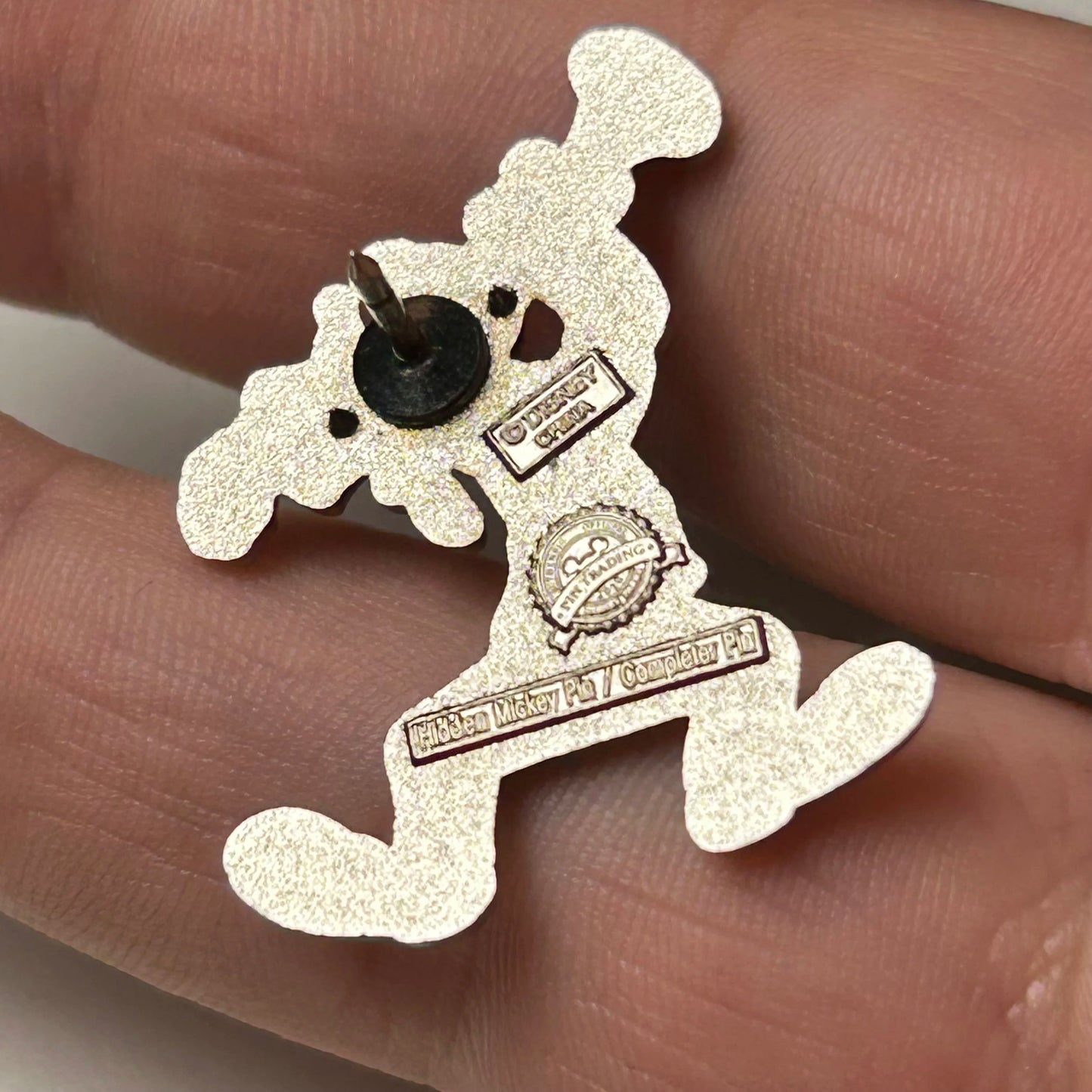 2010 - Goofy - Scoop and Friends - Hidden Mickey - Completer - Disney Pin