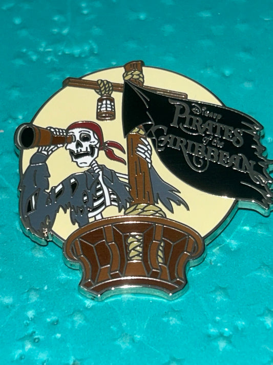 2022 - Pirates of Caribbean- Skeleton Viewing Port Pin