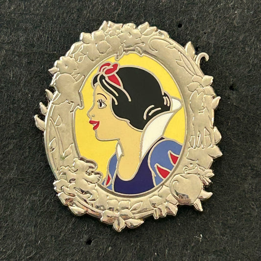 2024 - Snow White - Princess - Side Portrait - Disney Pin