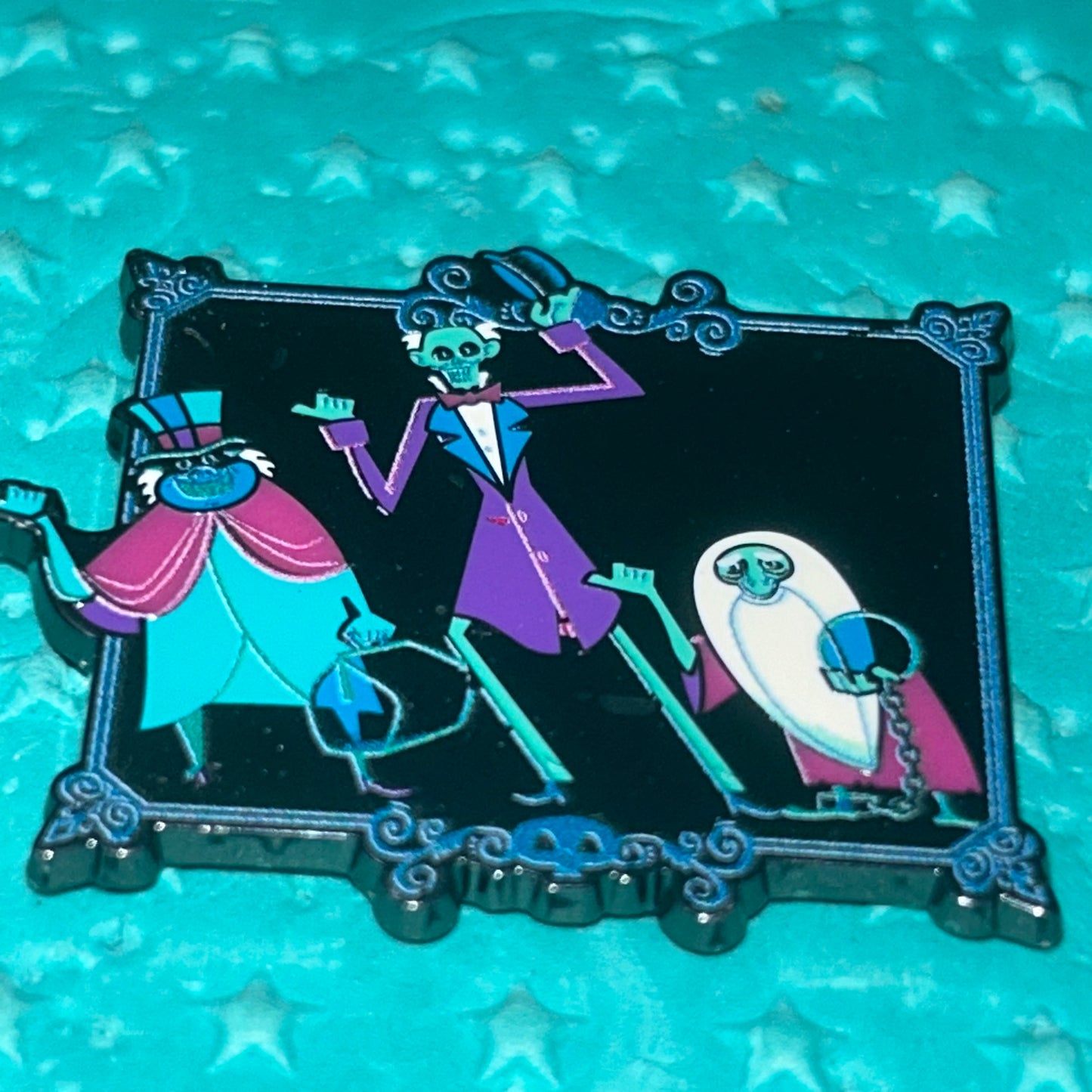 2023 - Haunted Mansion - Hitchhiking Ghosts pin