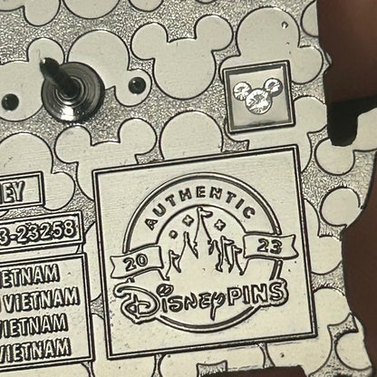 2023 - Haunted Mansion - Hitchhiking Ghosts pin