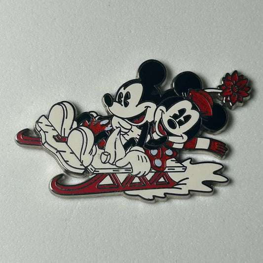 2013 - Minnie And Mickey - Sledding - Disney Pin