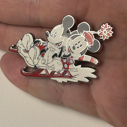 2013 - Minnie And Mickey - Sledding - Disney Pin