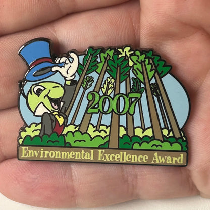 2007 - Jiminy Cricket - Environmental Excellence Award -  LE 350 - Cast Exclusive - Disney Pin   **This Pin Has Been Heavily Weathered