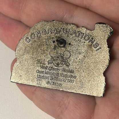 2007 - Jiminy Cricket - Environmental Excellence Award -  LE 350 - Cast Exclusive - Disney Pin   **This Pin Has Been Heavily Weathered