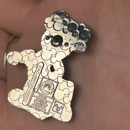 2025 - Mickey Mouse - Holding Suitcase - Disney Pin