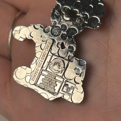 2025 - Mickey Mouse - Holding Suitcase - Disney Pin