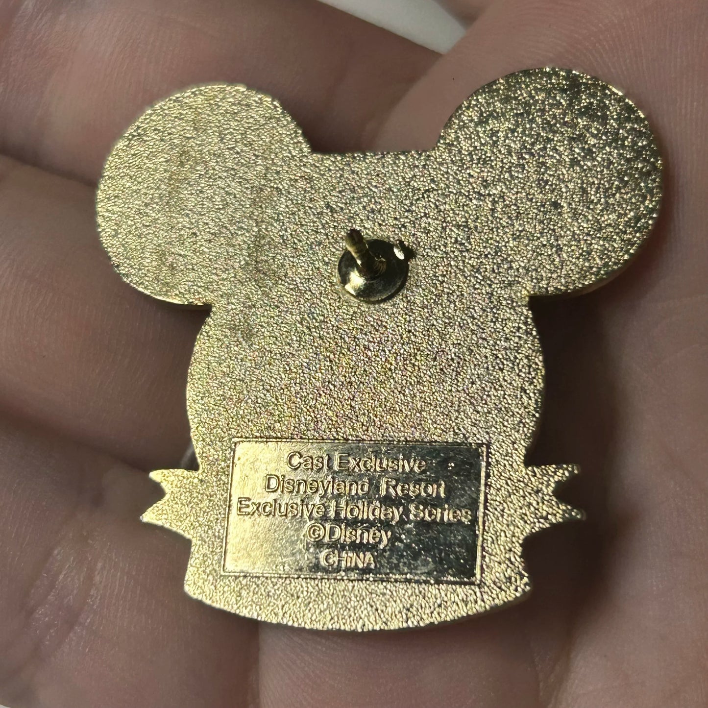 2004 - Mickey Mouse - Happy Holidays - Cast Exclusive - Disney Pin
