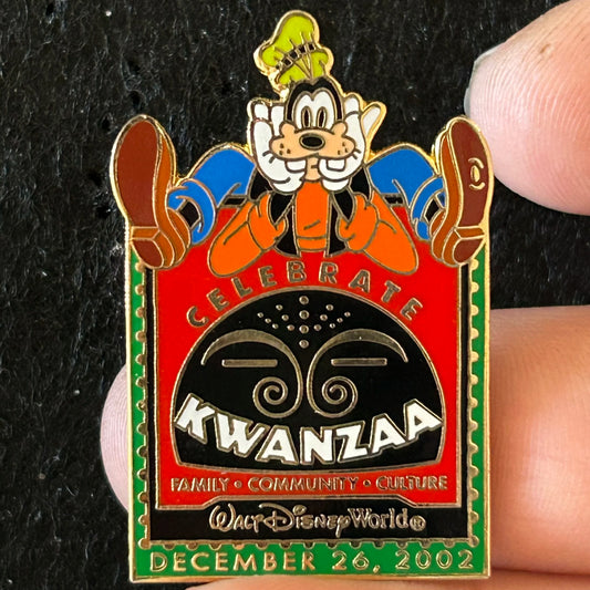 2002 - Goofy - Celebrate Kwanza - LE 1,500 - Disney Pin