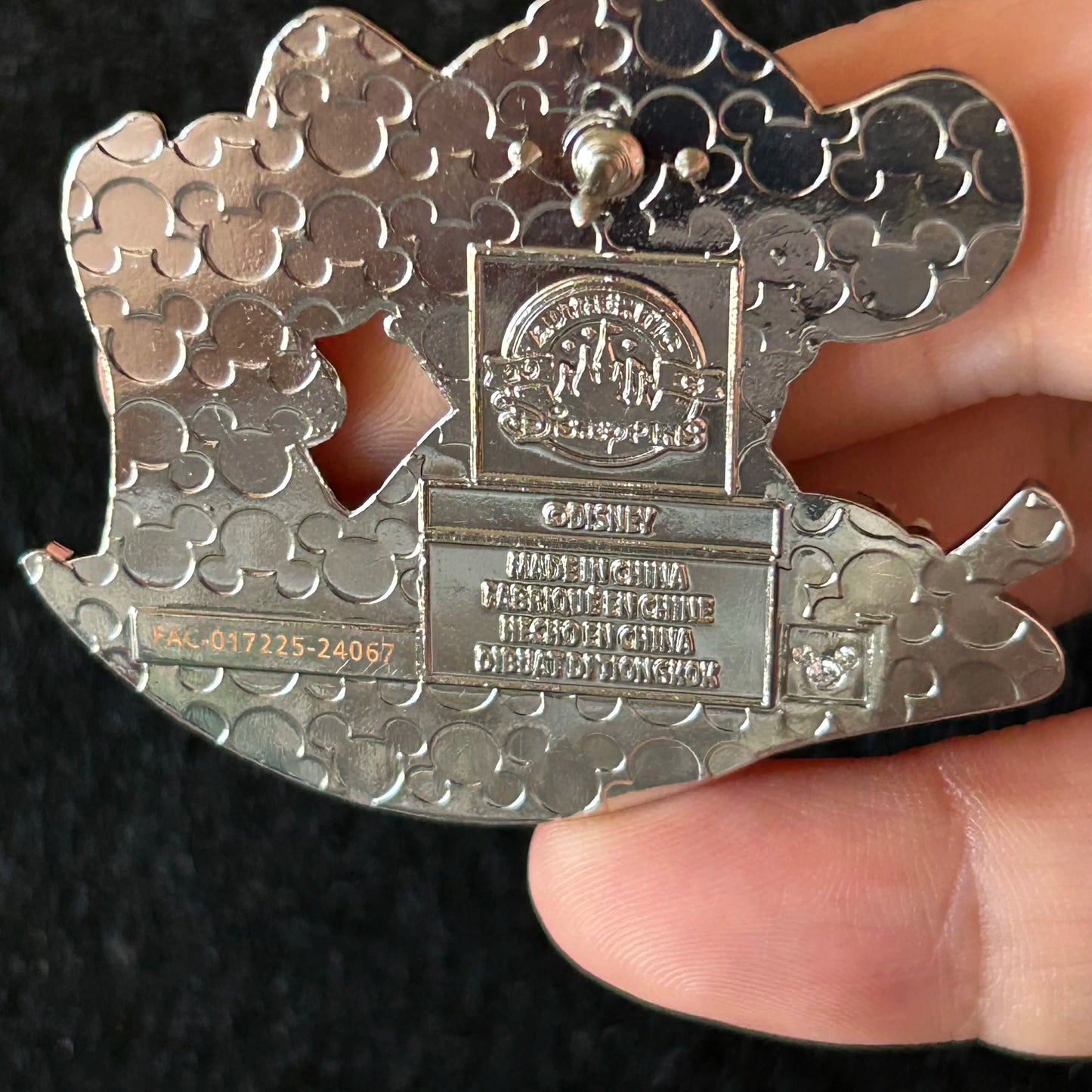 2023 - Simba - The Lion King - Eating Grub - Multi Texture - Disney Pin