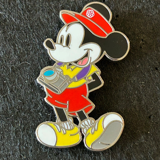 2025 - Mickey Mouse - Tourist - Epcot Series - Disney Pin
