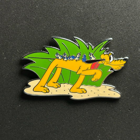 2025 - Pluto  Birds On Back - Pointing - Disney Pin